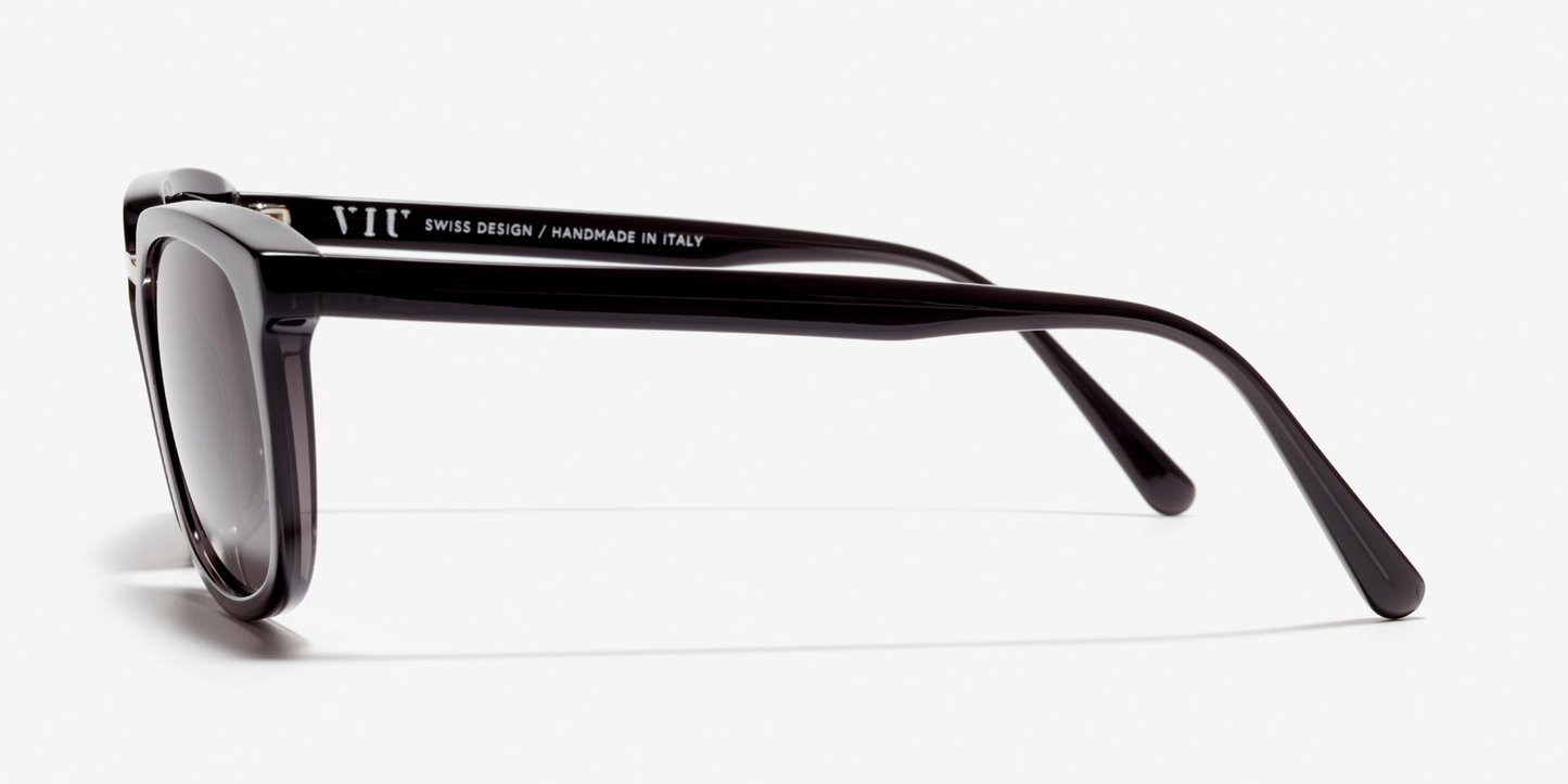 2 -Jahres-Abo um 120 € + VIU Sonnenbrille "The Publisher" Black Transparent (UVP: 185€) (Kopie)