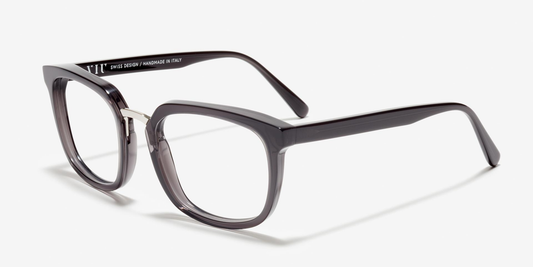 2 -Jahres-Abo um 120 € + VIU Frame "The Publisher" Black Transparent (UVP: 215€)