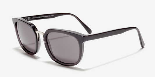 2 -Jahres-Abo um 120 € + VIU Sonnenbrille "The Publisher" Black Transparent (UVP: 185€) (Kopie)